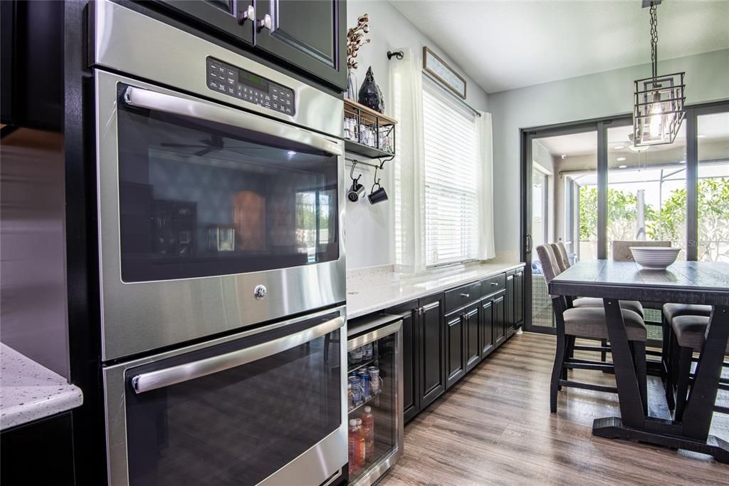 For Sale: $729,000 (5 beds, 3 baths, 3537 Square Feet)