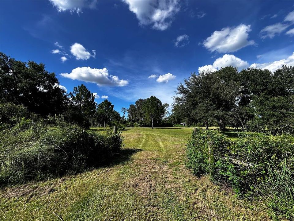 En Venta: $525,000 (9.46 acres)