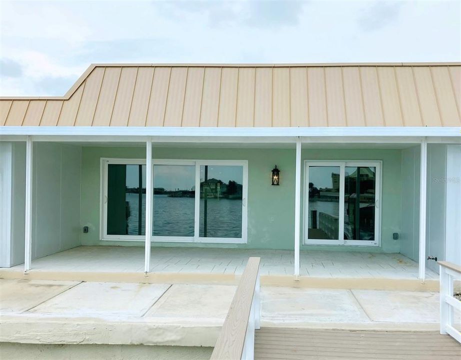 For Sale: $560,000 (2 beds, 2 baths, 1400 Square Feet)