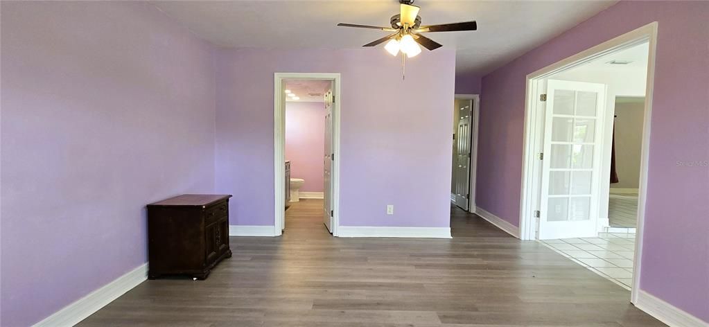 待售: $469,000 (2 贝兹, 2 浴室, 1663 平方英尺)