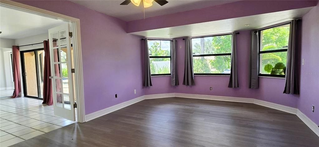 待售: $469,000 (2 贝兹, 2 浴室, 1663 平方英尺)