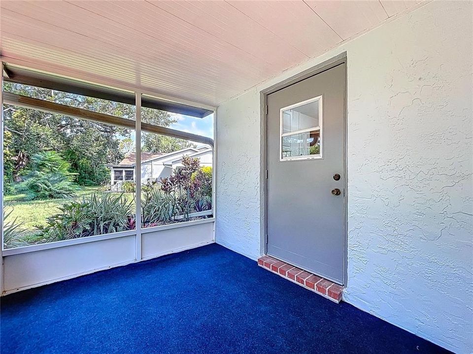 For Sale: $185,000 (2 beds, 2 baths, 1245 Square Feet)