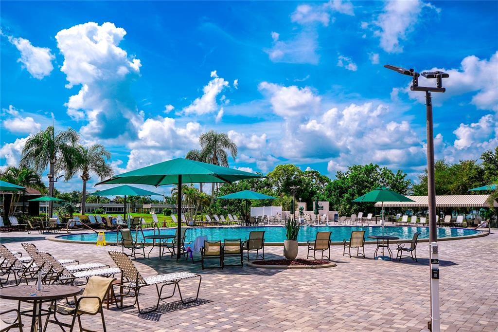 For Sale: $185,000 (2 beds, 2 baths, 1245 Square Feet)