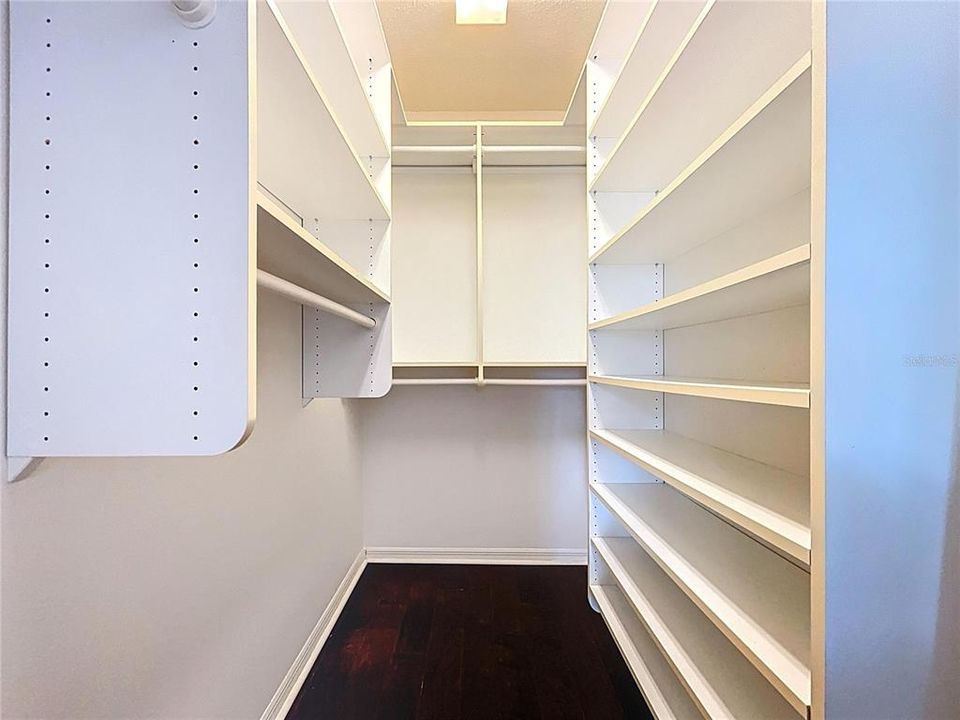 For Sale: $185,000 (2 beds, 2 baths, 1245 Square Feet)