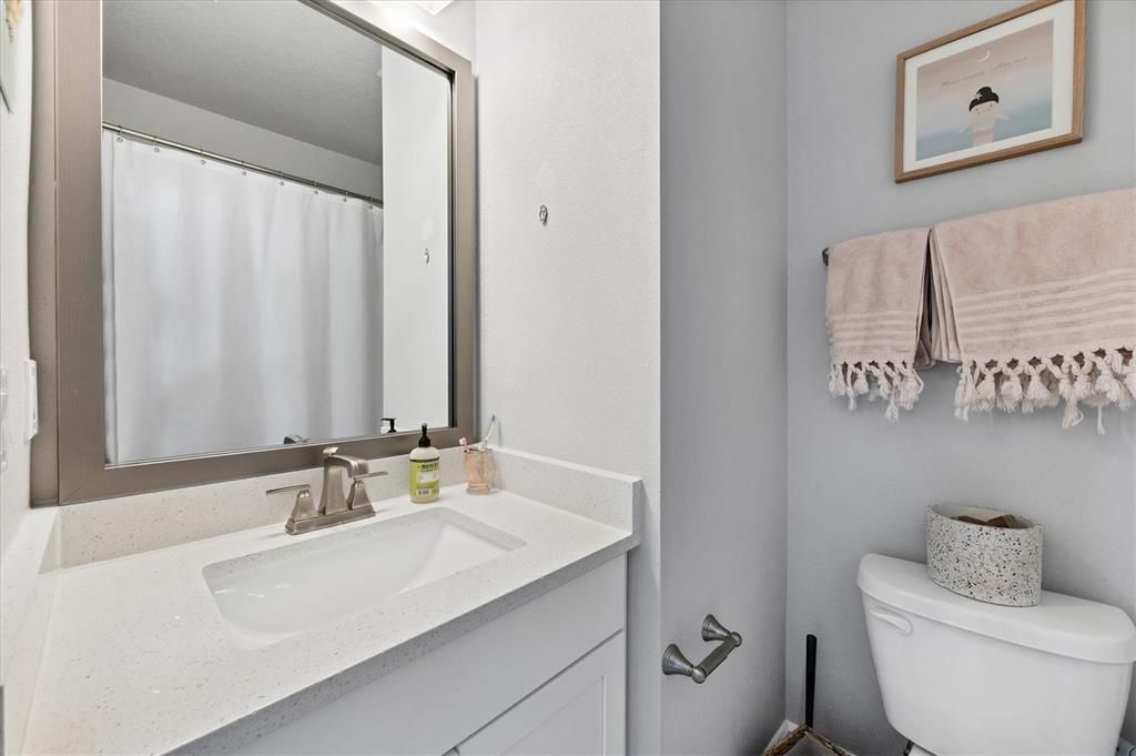 Active With Contract: $3,600 (3 beds, 3 baths, 2062 Square Feet)