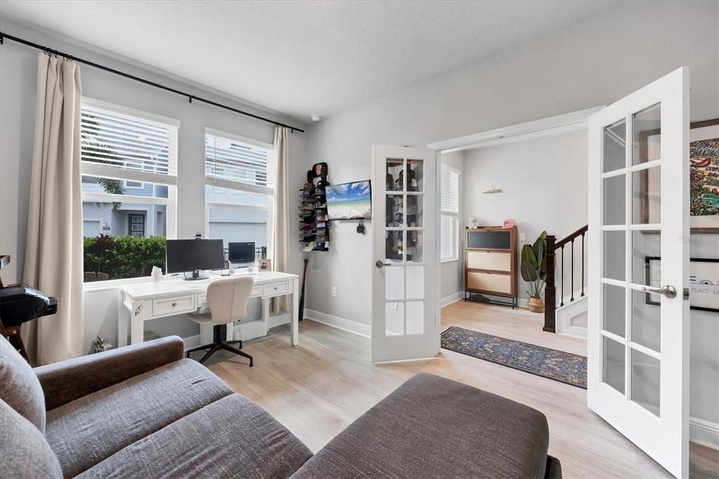 Active With Contract: $3,600 (3 beds, 3 baths, 2062 Square Feet)