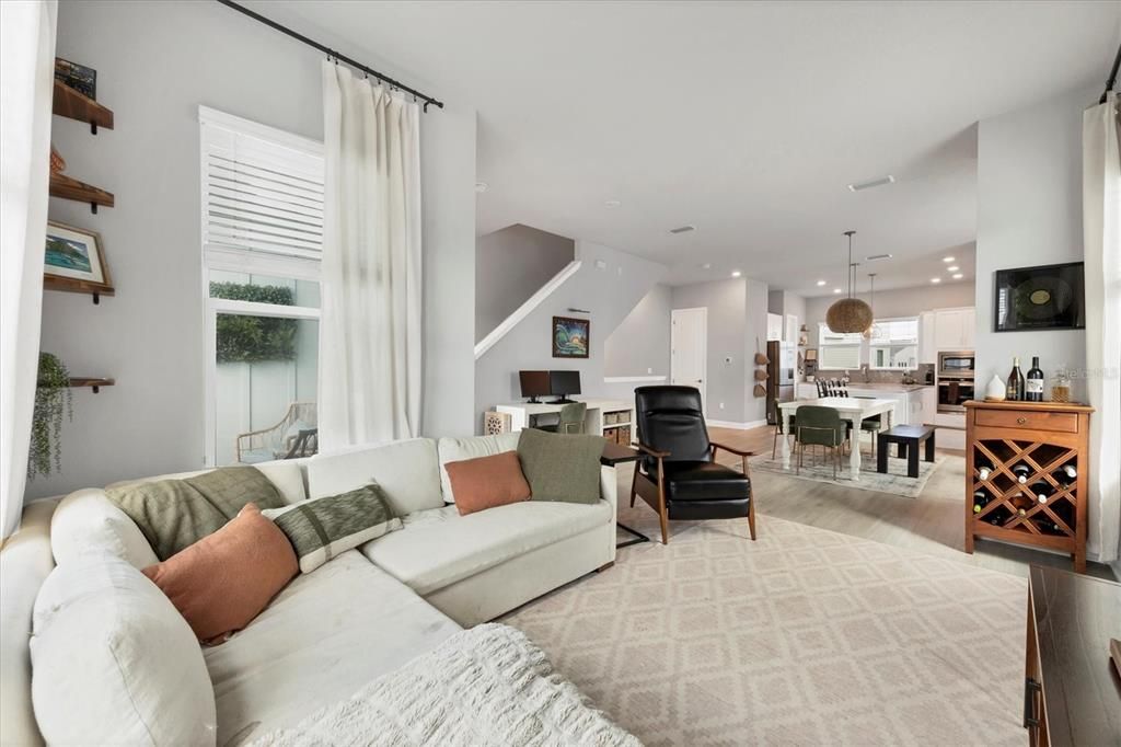 Active With Contract: $3,600 (3 beds, 3 baths, 2062 Square Feet)