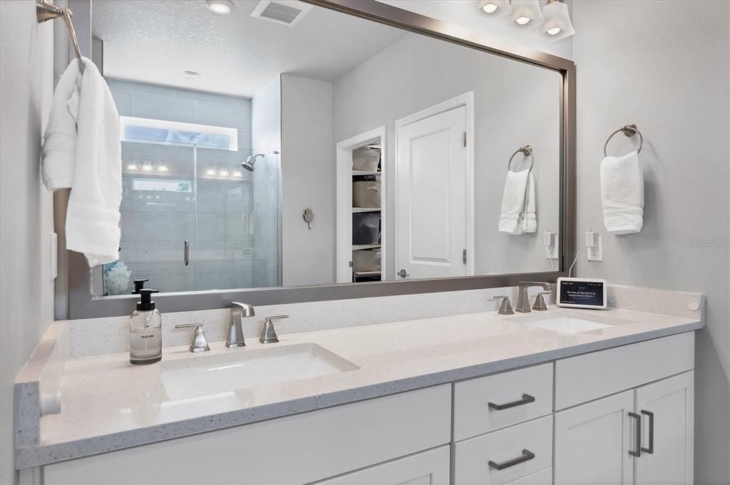 Active With Contract: $3,600 (3 beds, 3 baths, 2062 Square Feet)