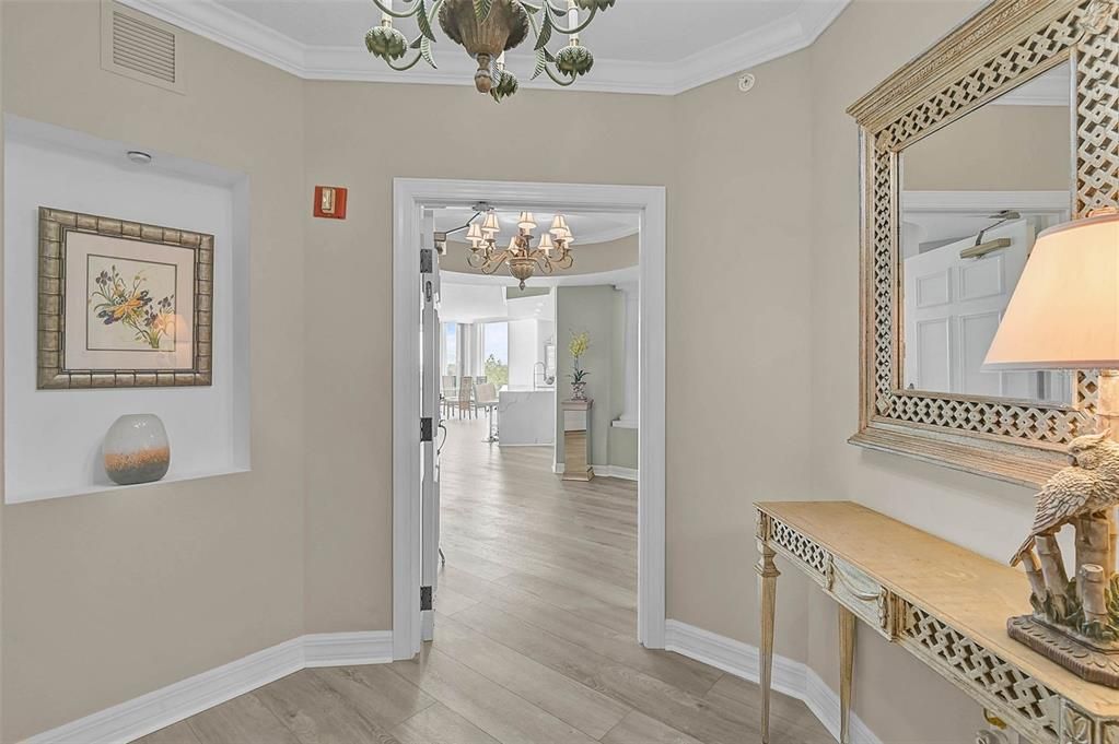 Active With Contract: $889,000 (3 beds, 3 baths, 2778 Square Feet)