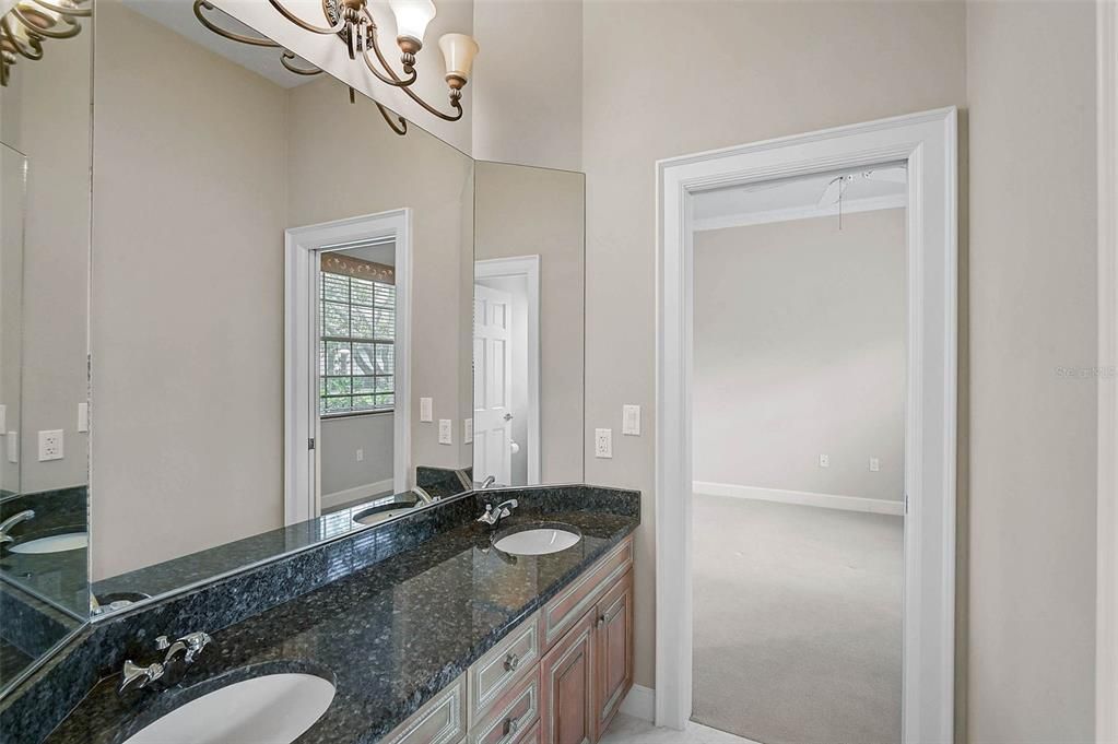 En Renta: $7,500 (3 camas, 3 baños, 4519 Pies cuadrados)