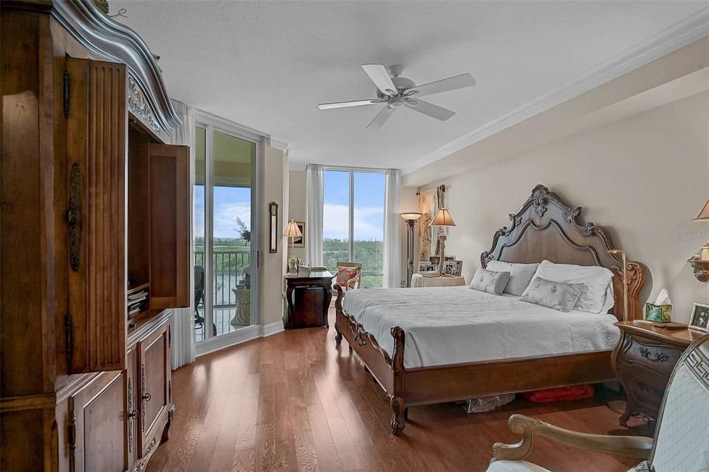 На продажу: $1,499,500 (3 спален, 3 ванн, 2594 Квадратных фут)