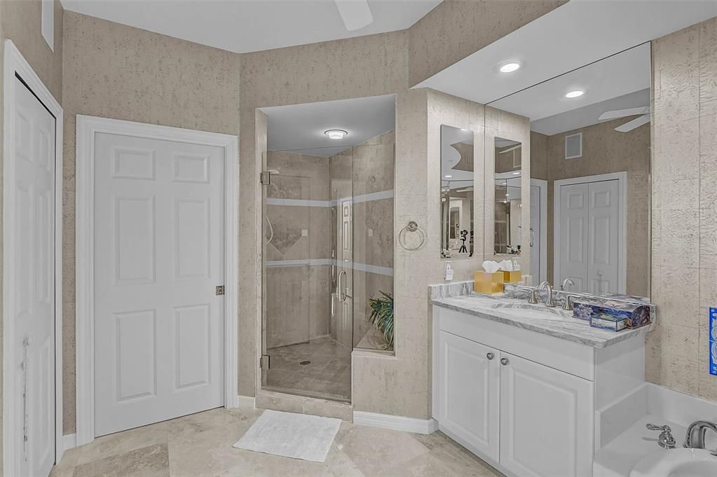 На продажу: $1,499,500 (3 спален, 3 ванн, 2594 Квадратных фут)