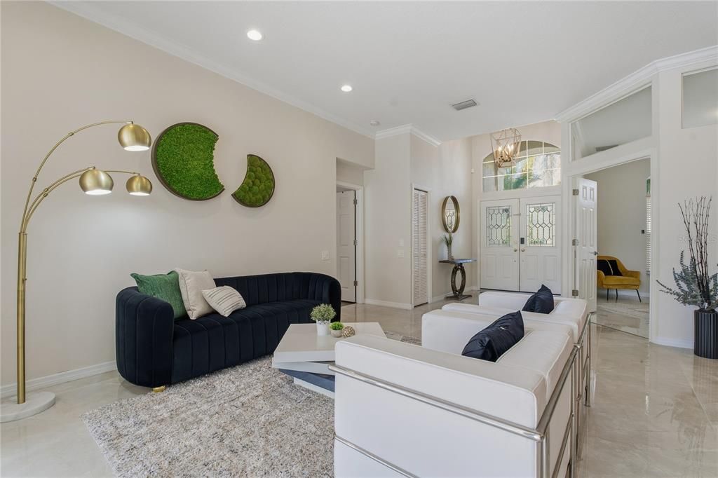 En Venta: $894,000 (4 camas, 3 baños, 2839 Pies cuadrados)