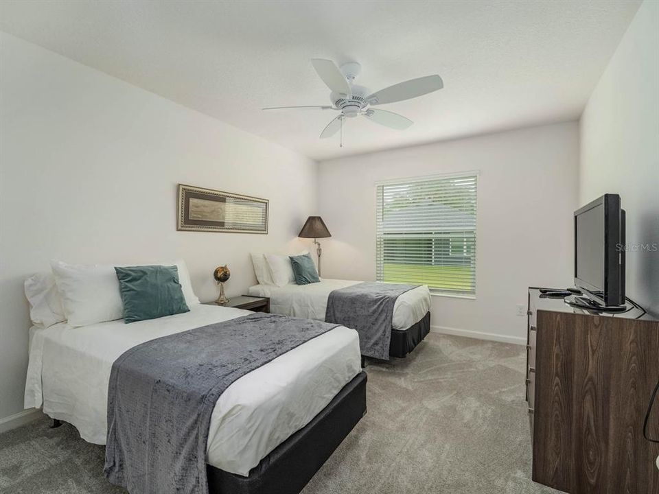 For Rent: $2,480 (3 beds, 2 baths, 1569 Square Feet)