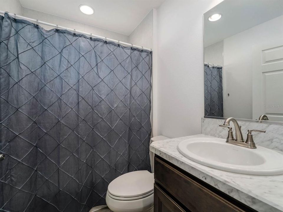 For Rent: $2,480 (3 beds, 2 baths, 1569 Square Feet)