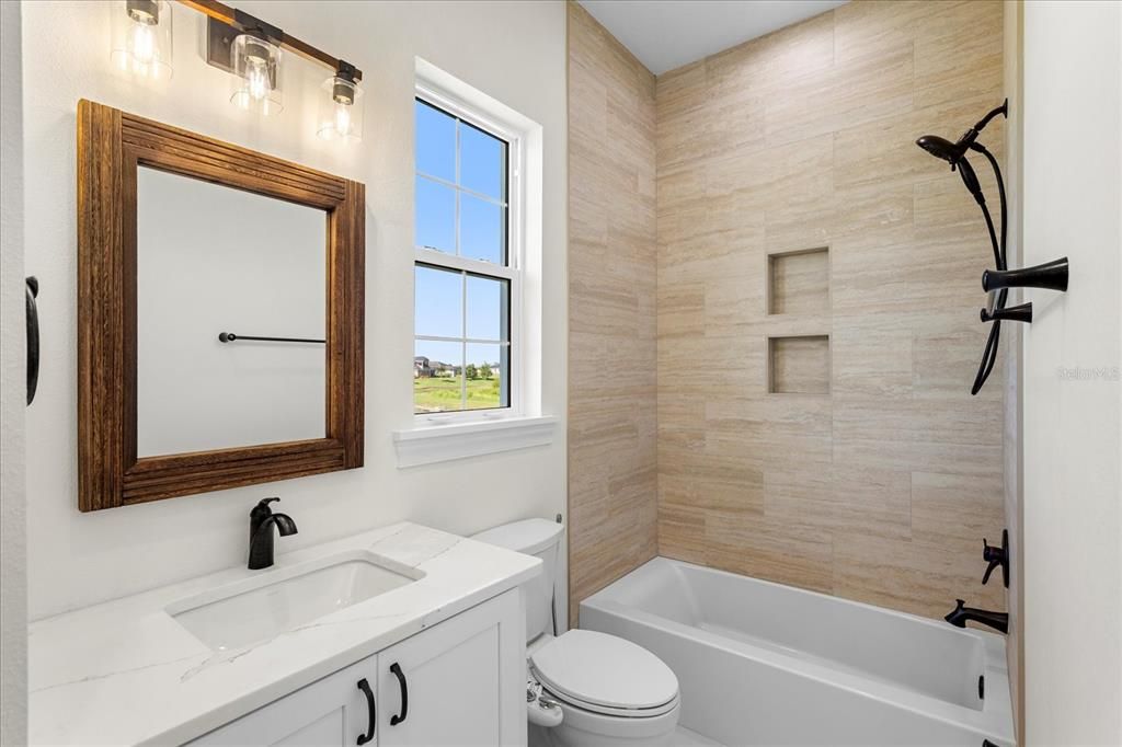 На продажу: $699,000 (3 спален, 3 ванн, 2407 Квадратных фут)