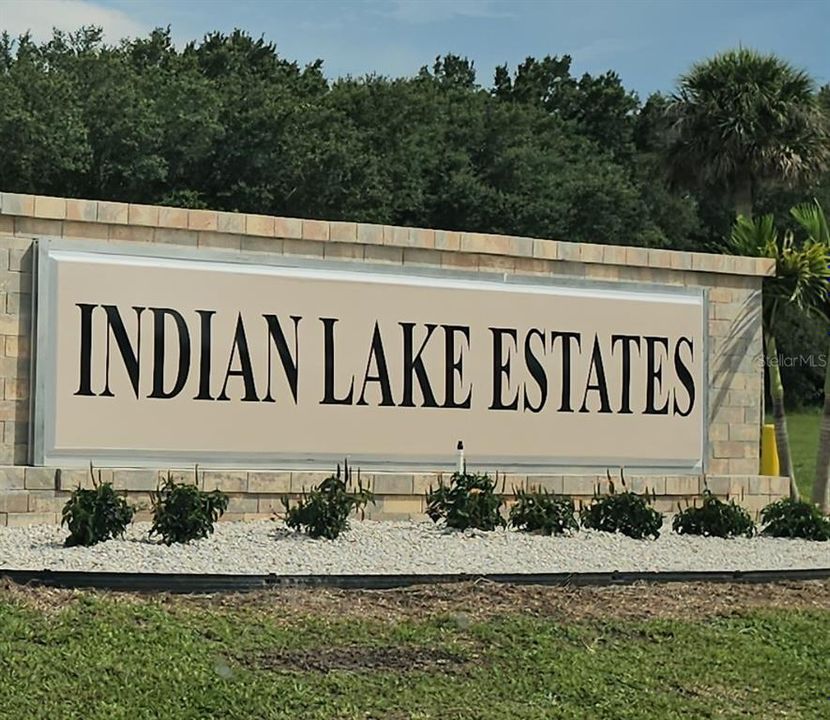 待售: $18,000 (0.50 acres)