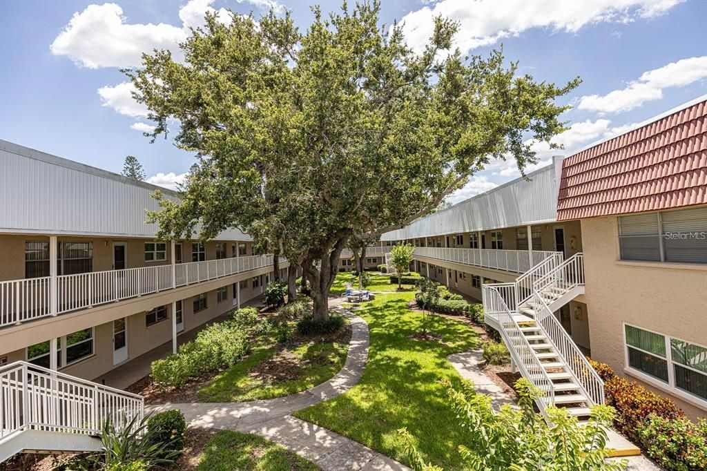 For Rent: $1,500 (2 beds, 1 baths, 1010 Square Feet)