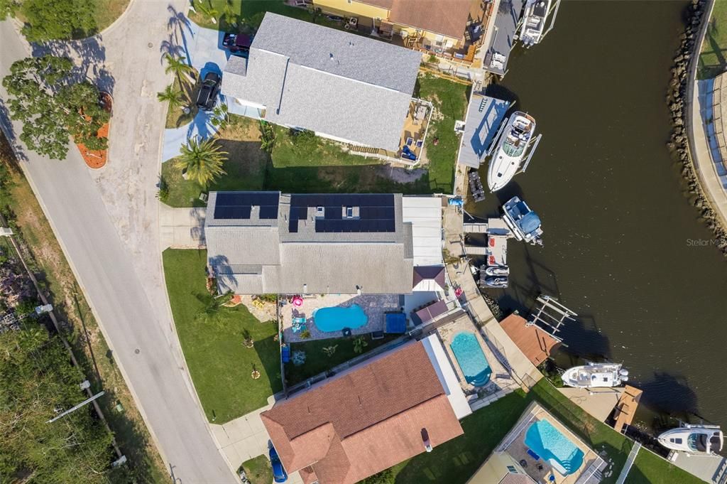 For Sale: $835,000 (3 beds, 2 baths, 2484 Square Feet)