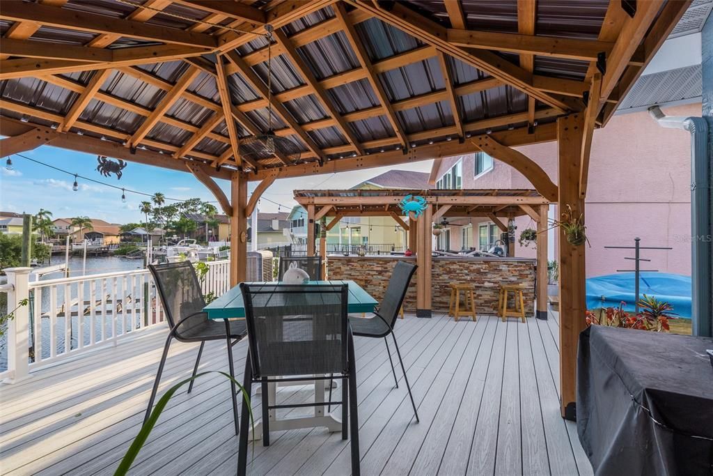 For Sale: $835,000 (3 beds, 2 baths, 2484 Square Feet)