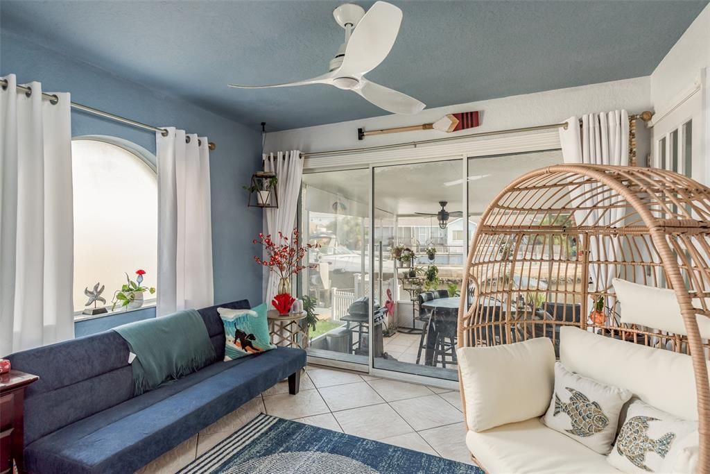 For Sale: $835,000 (3 beds, 2 baths, 2484 Square Feet)