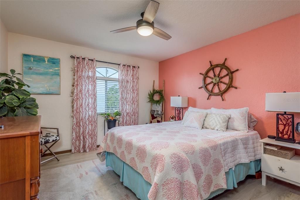 For Sale: $835,000 (3 beds, 2 baths, 2484 Square Feet)