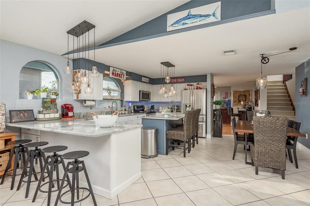 For Sale: $835,000 (3 beds, 2 baths, 2484 Square Feet)