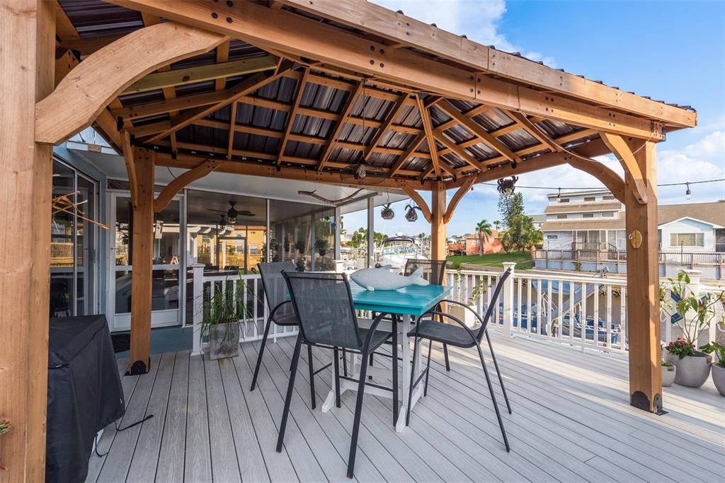 For Sale: $835,000 (3 beds, 2 baths, 2484 Square Feet)