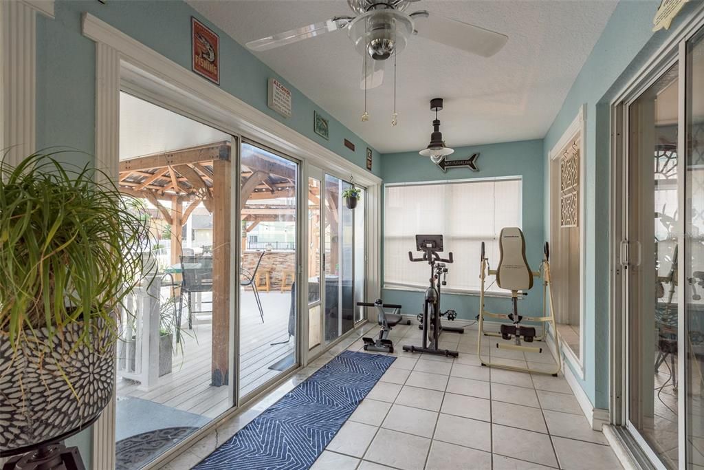 For Sale: $835,000 (3 beds, 2 baths, 2484 Square Feet)