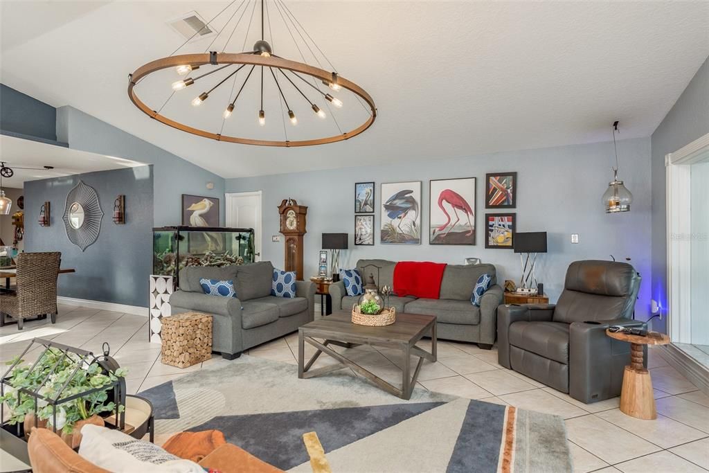 For Sale: $835,000 (3 beds, 2 baths, 2484 Square Feet)