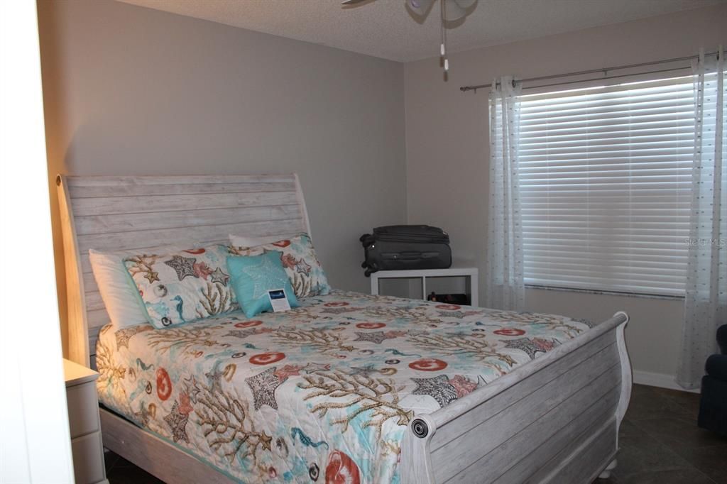 En Renta: $2,325 (3 camas, 2 baños, 1392 Pies cuadrados)