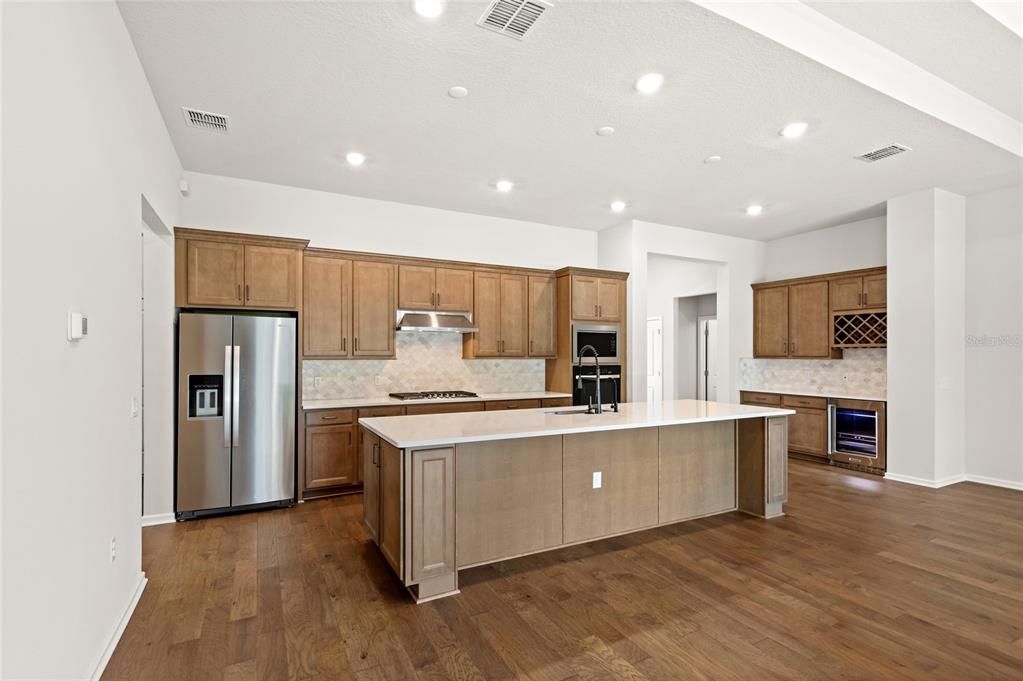 待售: $979,000 (3 贝兹, 2 浴室, 2270 平方英尺)