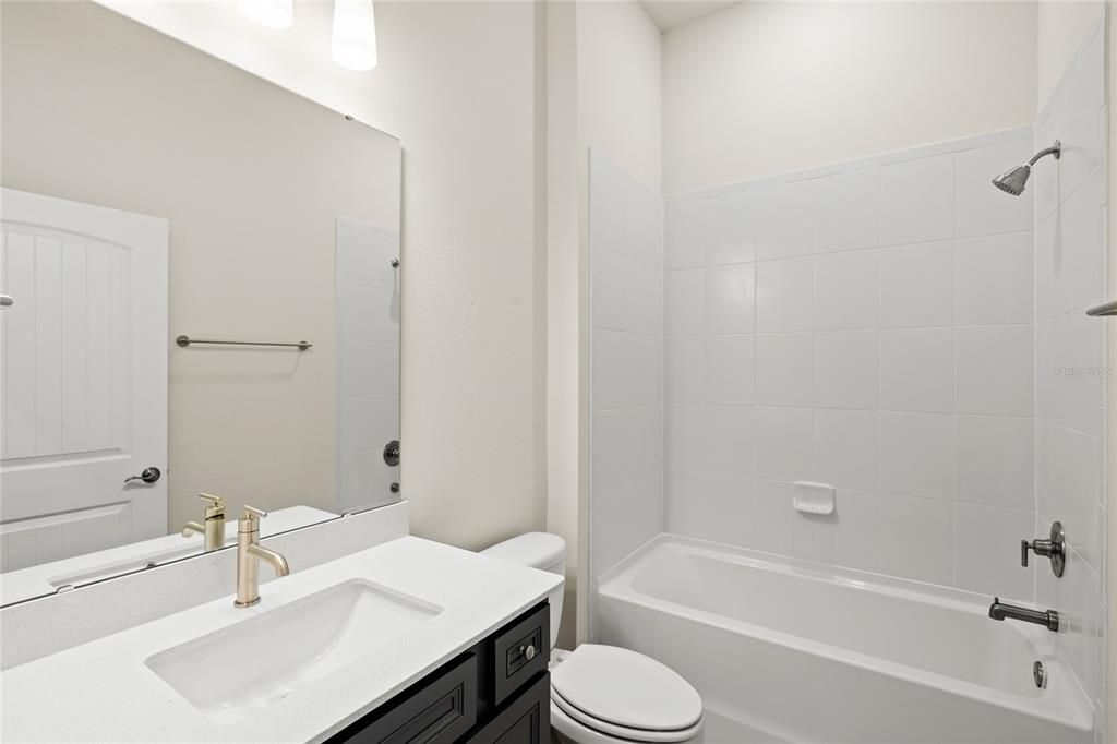 待售: $979,000 (3 贝兹, 2 浴室, 2270 平方英尺)