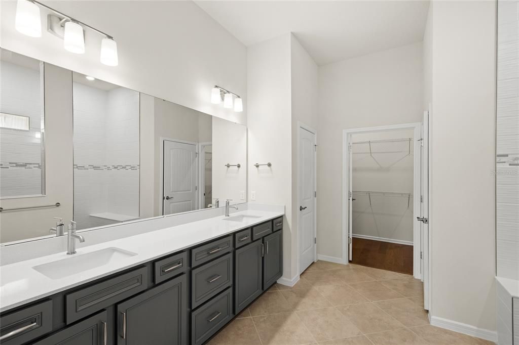 待售: $979,000 (3 贝兹, 2 浴室, 2270 平方英尺)