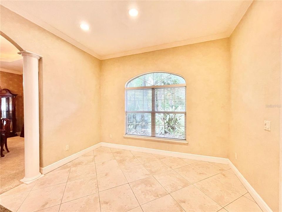 待售: $999,900 (5 贝兹, 3 浴室, 4820 平方英尺)