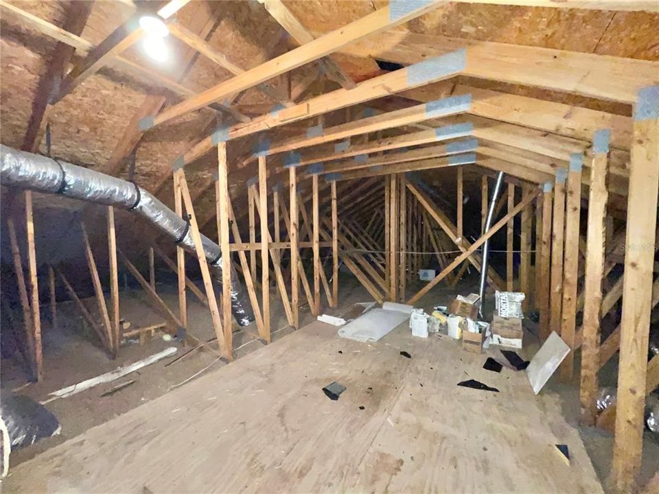 待售: $999,900 (5 贝兹, 3 浴室, 4820 平方英尺)