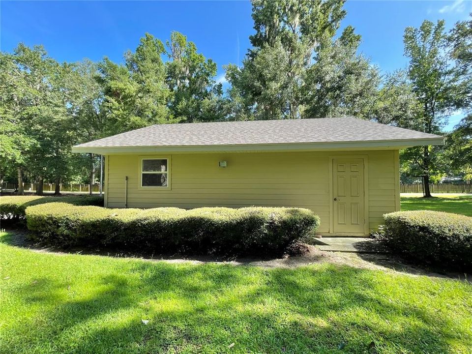 待售: $999,900 (5 贝兹, 3 浴室, 4820 平方英尺)