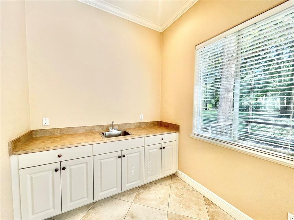 待售: $999,900 (5 贝兹, 3 浴室, 4820 平方英尺)