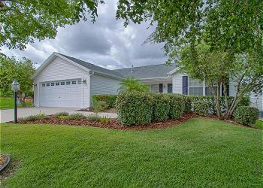 For Rent: $2,480 (3 beds, 2 baths, 1392 Square Feet)