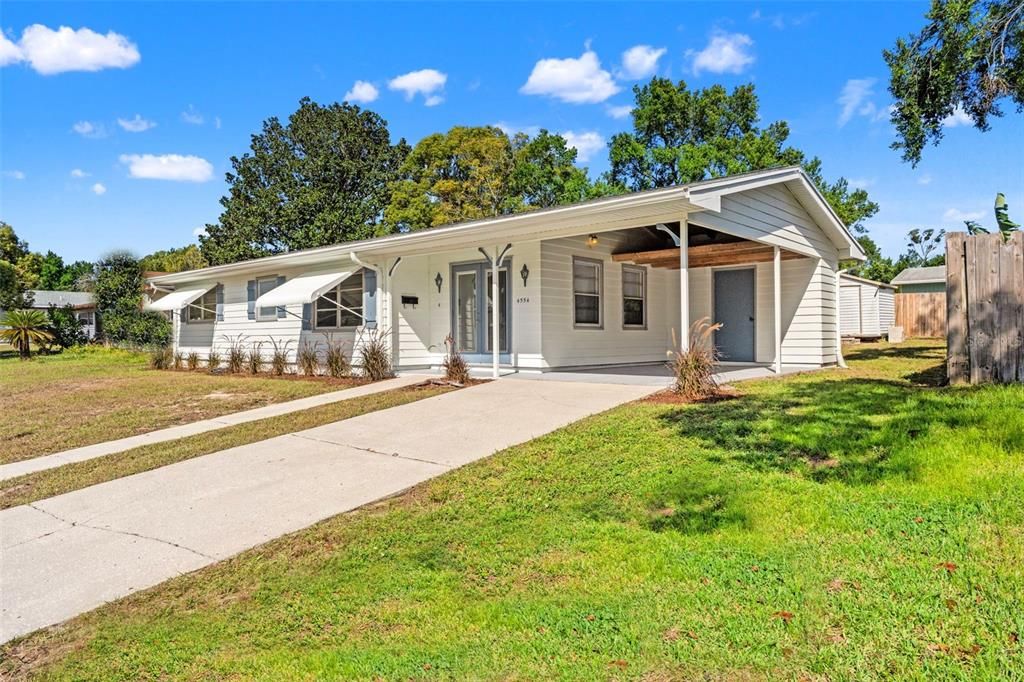 For Sale: $227,000 (2 beds, 1 baths, 1016 Square Feet)