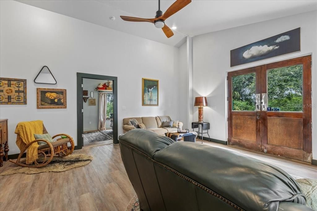 待售: $489,900 (2 贝兹, 2 浴室, 1500 平方英尺)