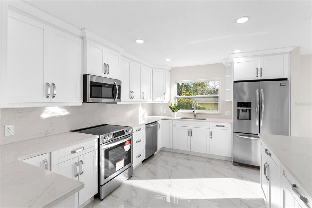 待售: $1,500,000 (4 贝兹, 3 浴室, 2496 平方英尺)