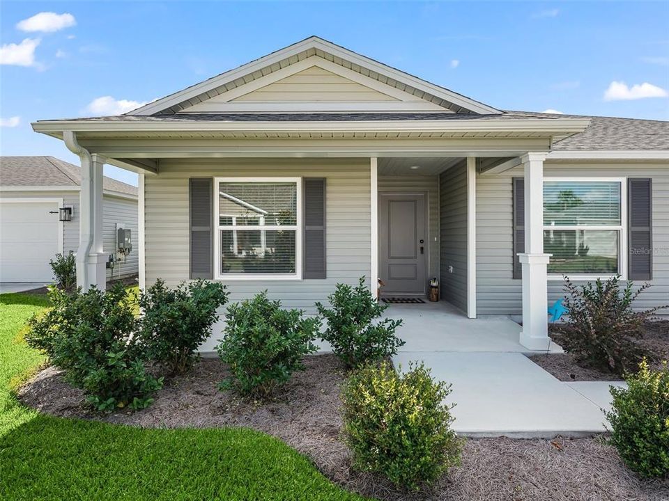 В аренду: $3,100 (3 спален, 2 ванн, 1451 Квадратных фут)