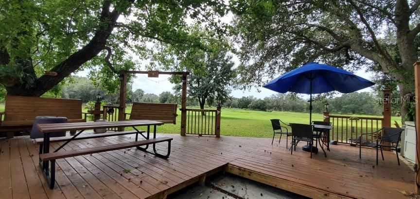 На продажу: $167,000 (0.06 acres)