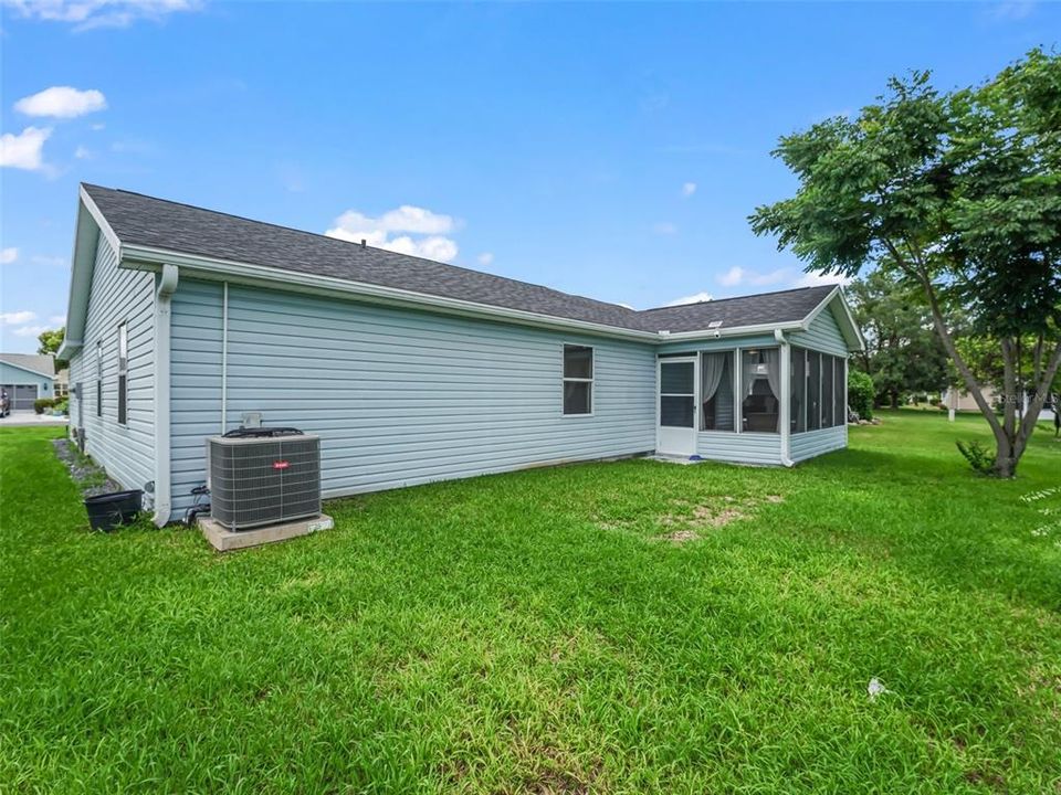 В аренду: $2,325 (2 спален, 2 ванн, 1144 Квадратных фут)