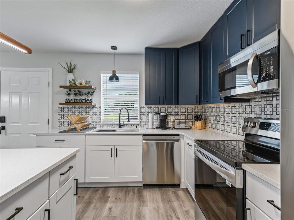 В аренду: $2,325 (2 спален, 2 ванн, 1144 Квадратных фут)