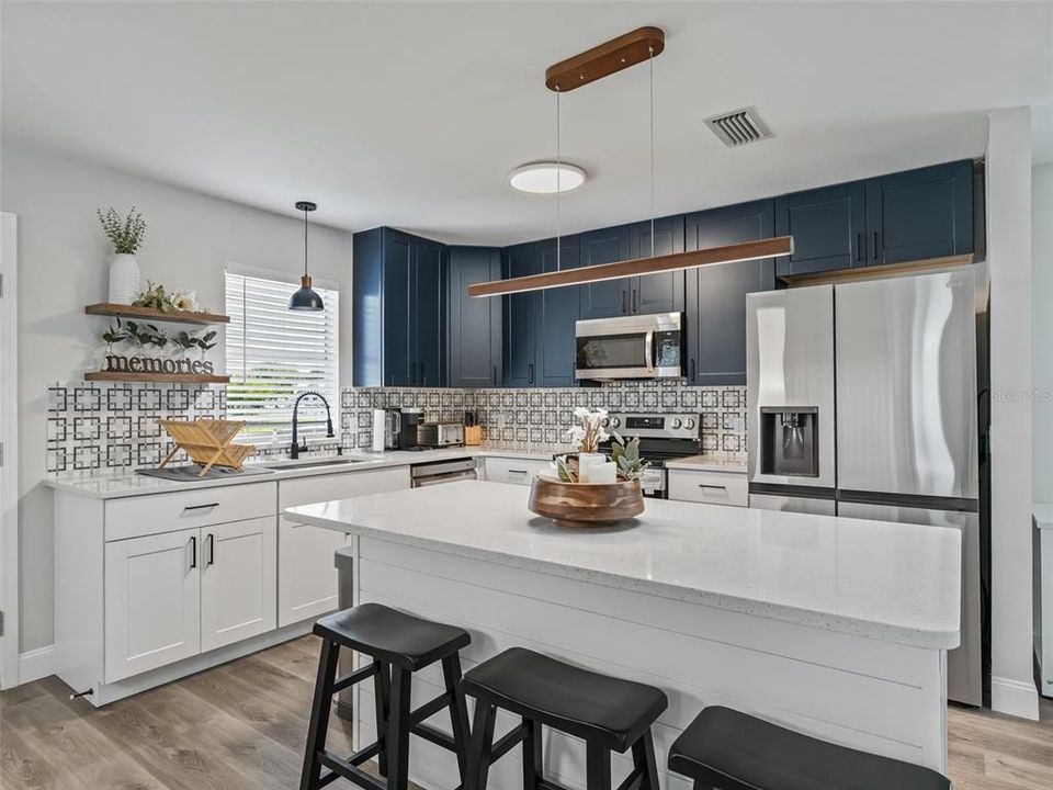 В аренду: $2,325 (2 спален, 2 ванн, 1144 Квадратных фут)