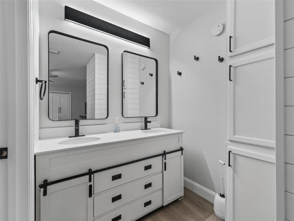 В аренду: $2,325 (2 спален, 2 ванн, 1144 Квадратных фут)