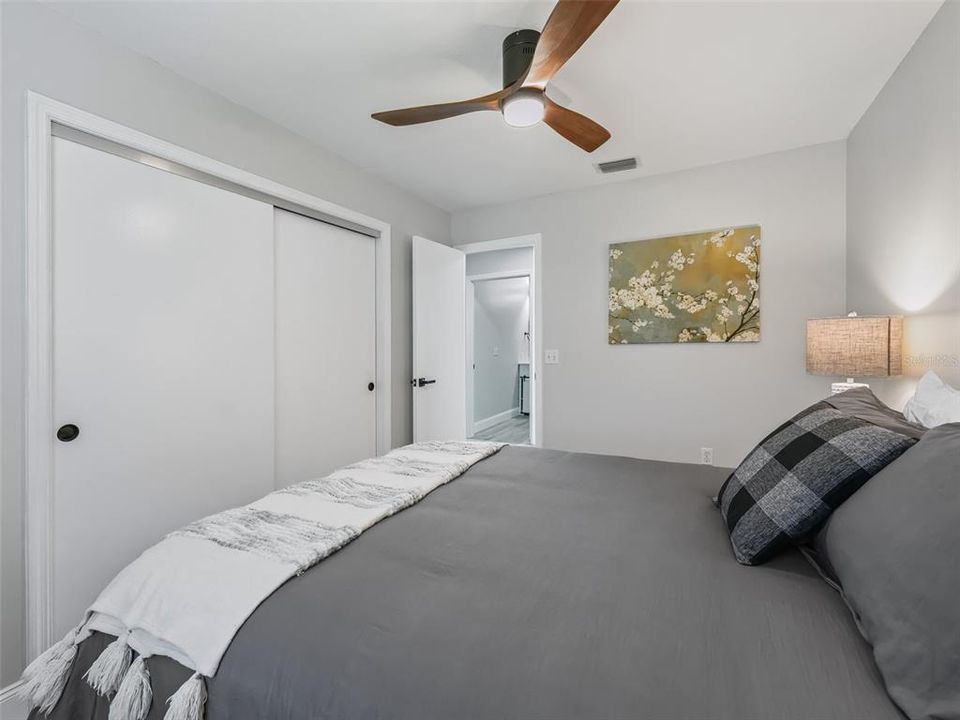 В аренду: $2,325 (2 спален, 2 ванн, 1144 Квадратных фут)