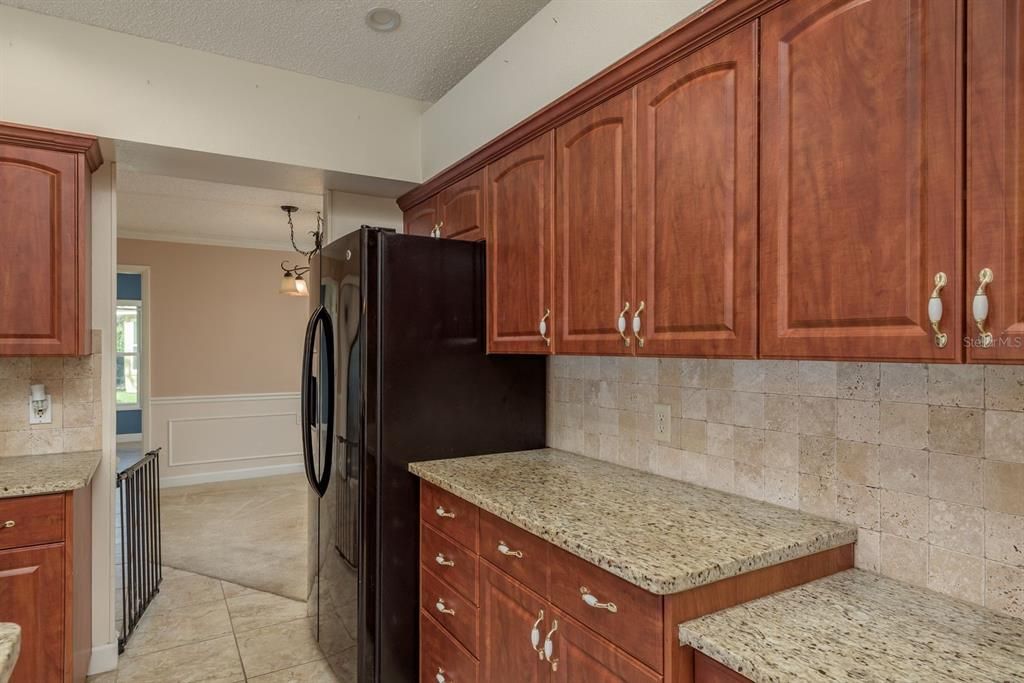 Active With Contract: $265,000 (2 beds, 2 baths, 1788 Square Feet)